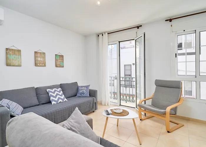 Διαμέρισμα B Y G Nerja