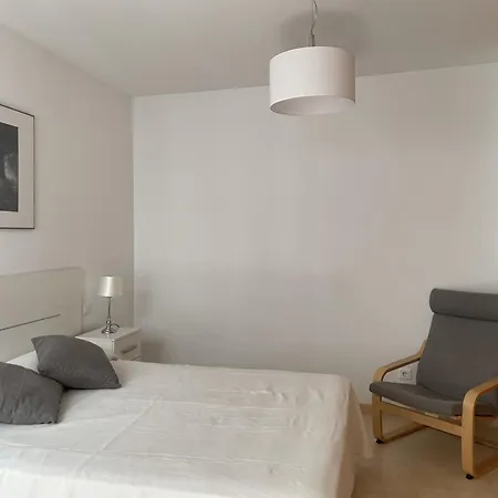 Apartment B Y G *
