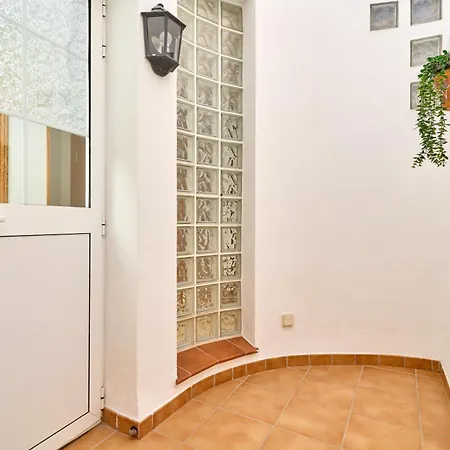 Apartment B Y G Nerja