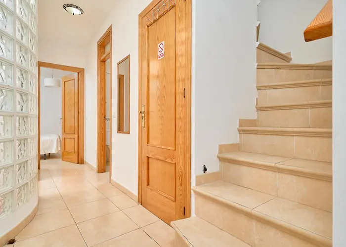 B Y G Lejlighed Nerja